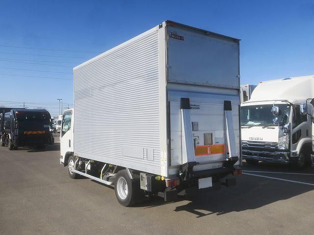 ISUZU ELF 2019 Image 31
