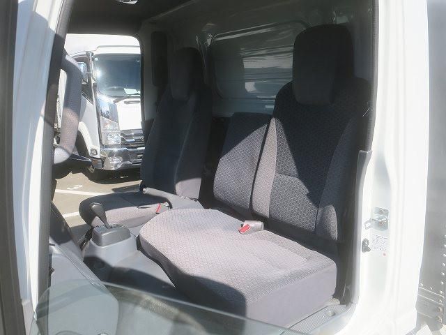 ISUZU ELF 2019 Image 31