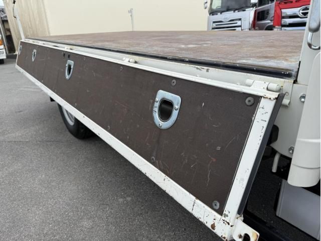 HINO DUTRO 2024 Image 31