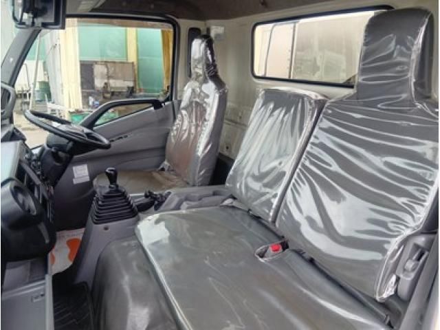 HINO DUTRO 2020 Image 31