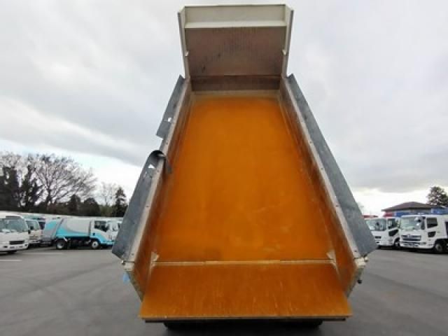 ISUZU GIGA 2018 Image 31