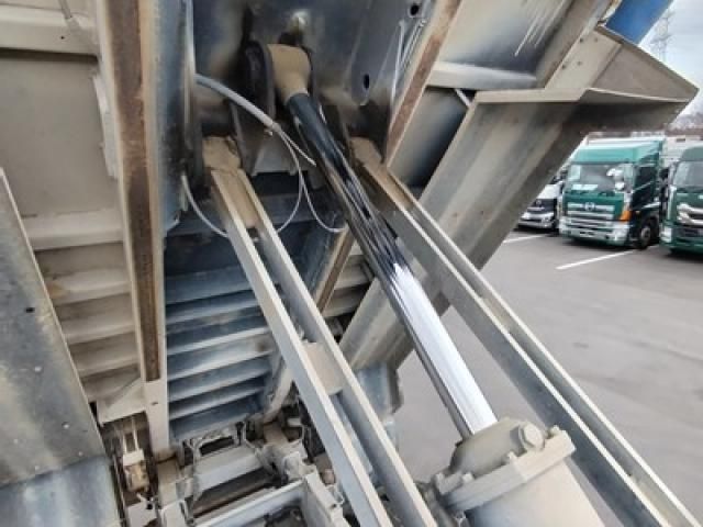 ISUZU GIGA 2018 Image 31