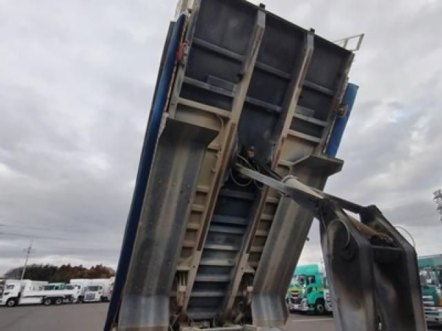 ISUZU GIGA 2018 Image 31