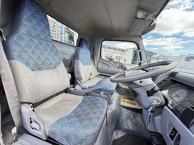 MITSUBISHI CANTER 2006 Image 31