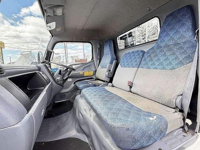 MITSUBISHI CANTER 2006 Image 31