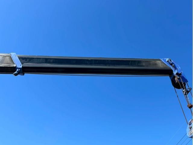 MITSUBISHI FUSOU SUPER GREAT 2013 Image 31