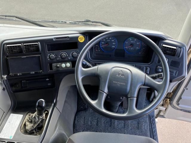 MITSUBISHI FUSOU SUPER GREAT 2016 Image 31