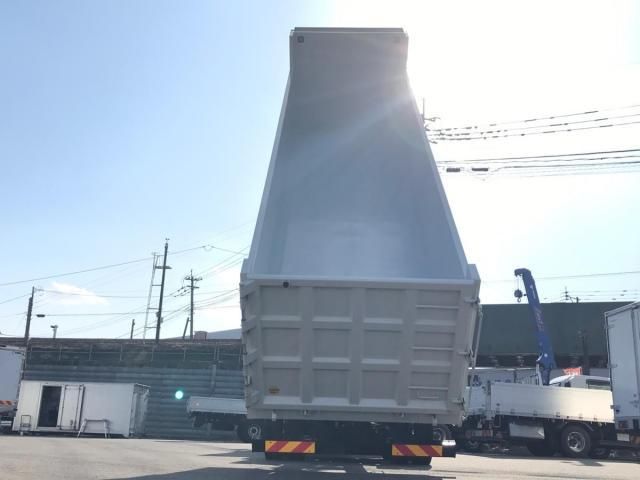 MITSUBISHI FUSOU SUPER GREAT 2025 Image 31