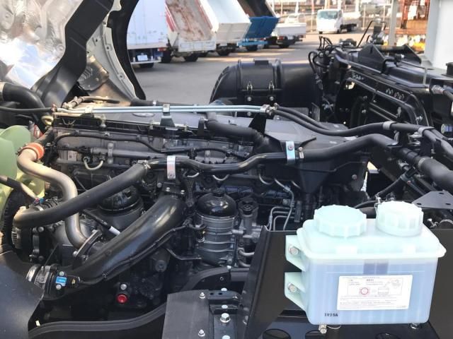 MITSUBISHI FUSOU SUPER GREAT 2025 Image 31