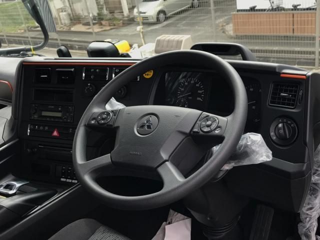 MITSUBISHI FUSOU SUPER GREAT 2025 Image 31