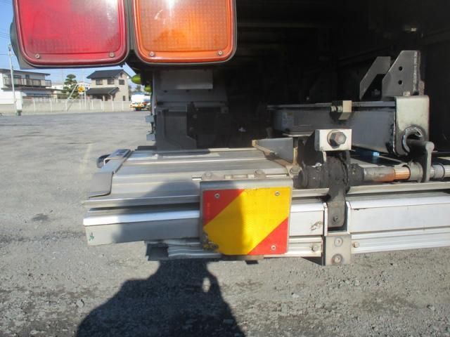 ISUZU FORWARD 2012 Image 31