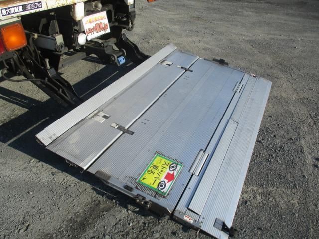 ISUZU FORWARD 2012 Image 31