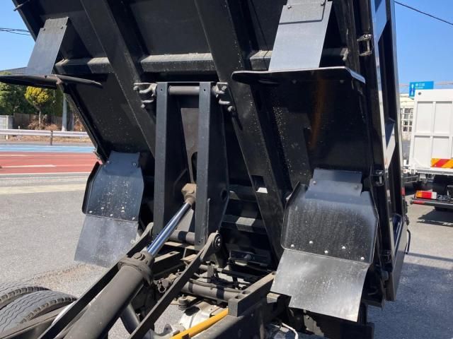 MITSUBISHI CANTER 2022 Image 31