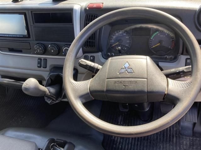 MITSUBISHI CANTER 2022 Image 31