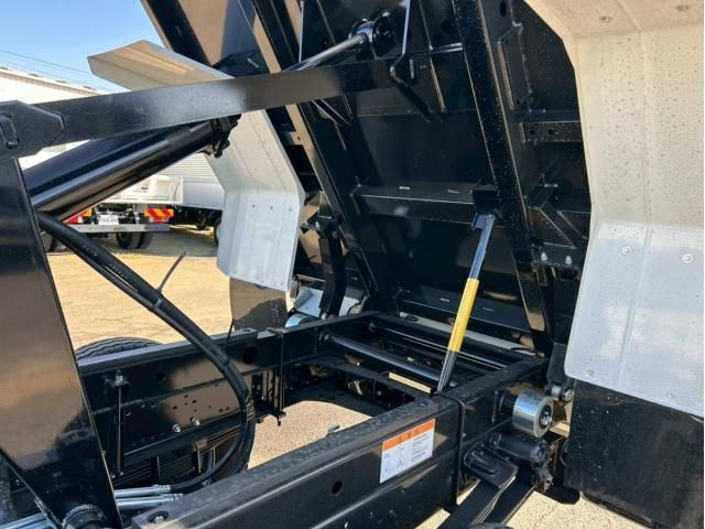 MITSUBISHI FUSOU FIGHTER 2025 Image 31