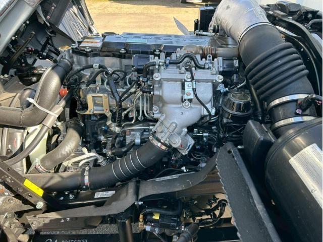 MITSUBISHI FUSOU FIGHTER 2025 Image 31