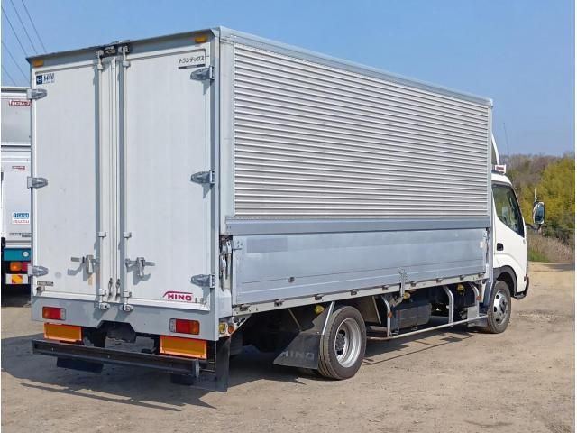 HINO DUTRO 2007 Image 31