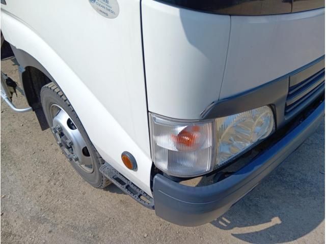HINO DUTRO 2007 Image 31