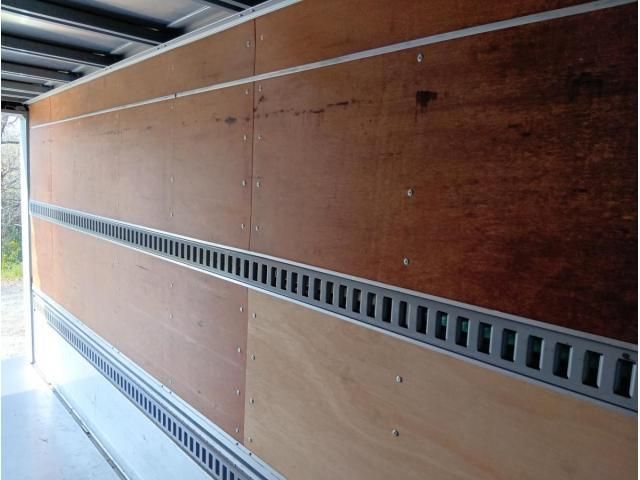 HINO DUTRO 2007 Image 31