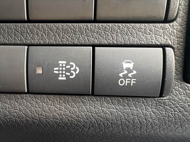 NISSAN CARAVAN VAN 4WD 2023 Image 31