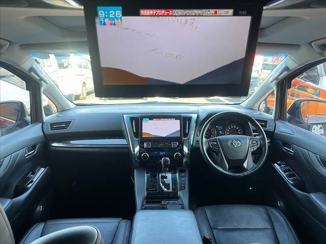 TOYOTA ALPHARD 2018 Image 31