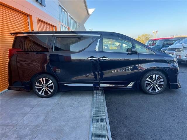 TOYOTA ALPHARD 2018 Image 31