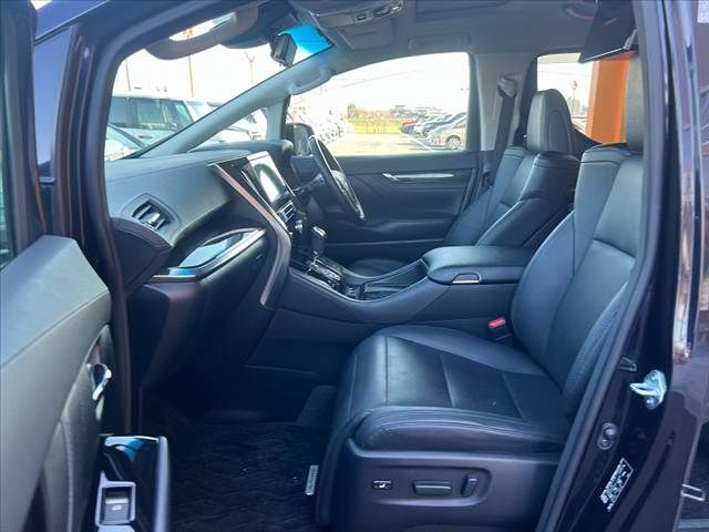 TOYOTA ALPHARD 2018 Image 31