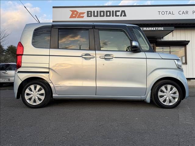 HONDA N BOX 2017 Image 31