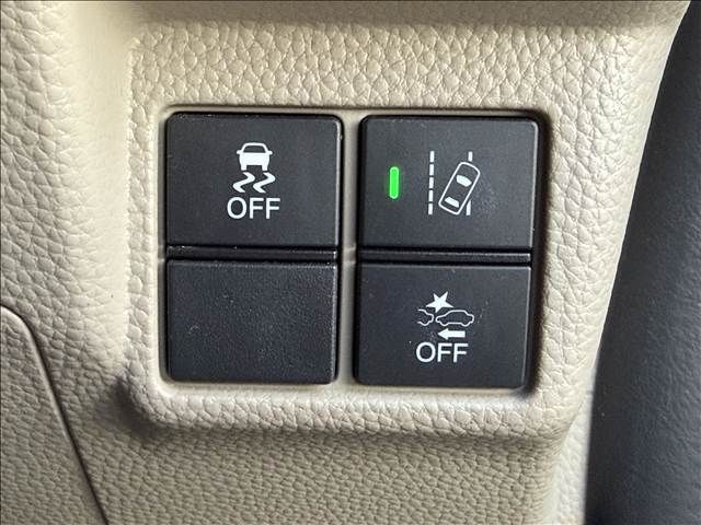 HONDA N BOX 2017 Image 31