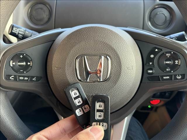 HONDA N BOX 2017 Image 31