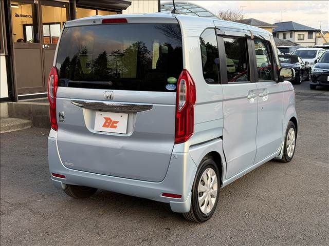 HONDA N BOX 2017 Image 31