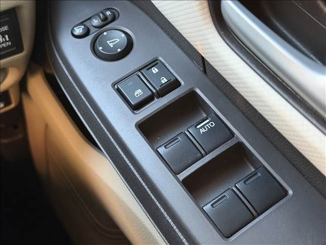 HONDA N BOX 2017 Image 31