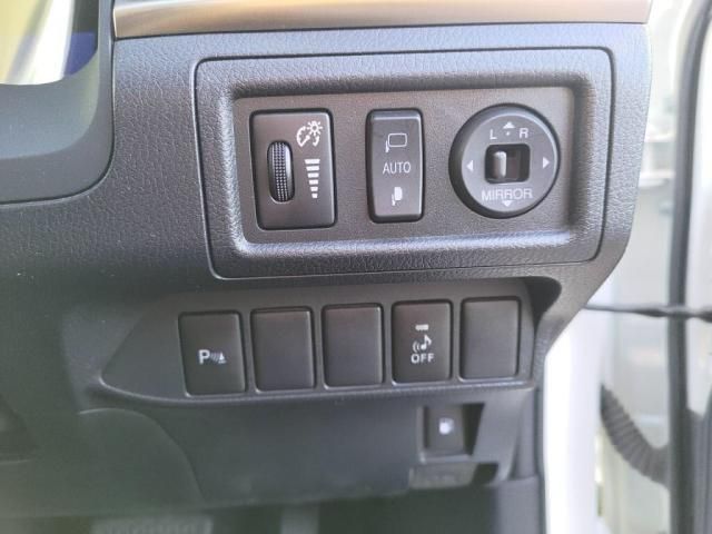 TOYOTA LEXUS CT200H 2016 Image 31