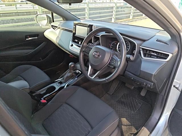 TOYOTA COROLLA SPORT HYBRID 2018 Image 31