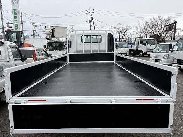 ISUZU ELF 2021 Image 31