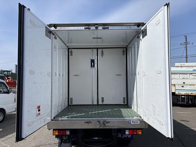 MITSUBISHI CANTER 2020 Image 31