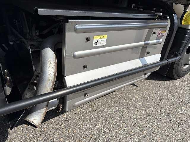 MITSUBISHI CANTER 2020 Image 31