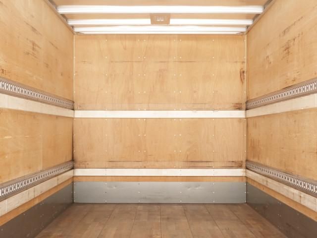 MITSUBISHI FUSOU FIGHTER 2015 Image 31