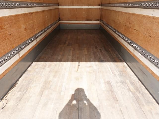 MITSUBISHI FUSOU FIGHTER 2015 Image 31