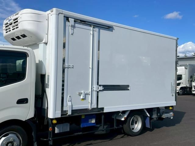 HINO DUTRO 2022 Image 31