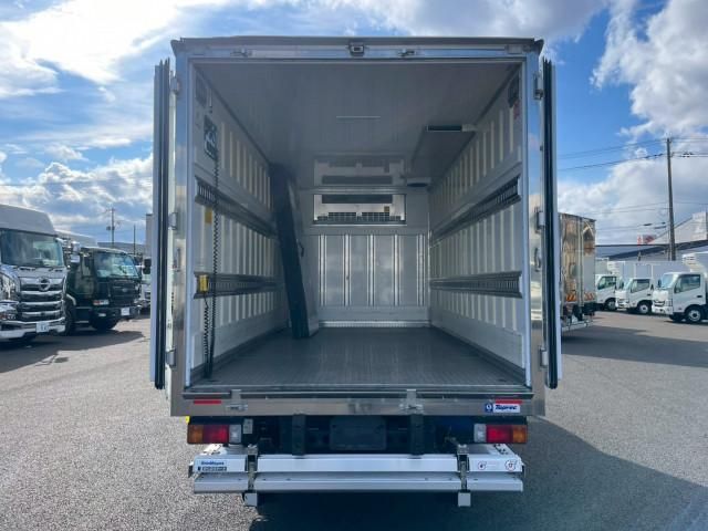 HINO DUTRO 2022 Image 31