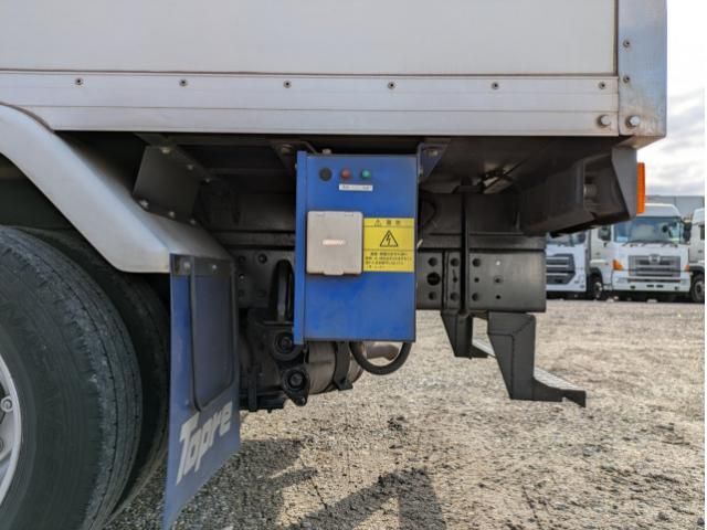 MITSUBISHI CANTER 2018 Image 31