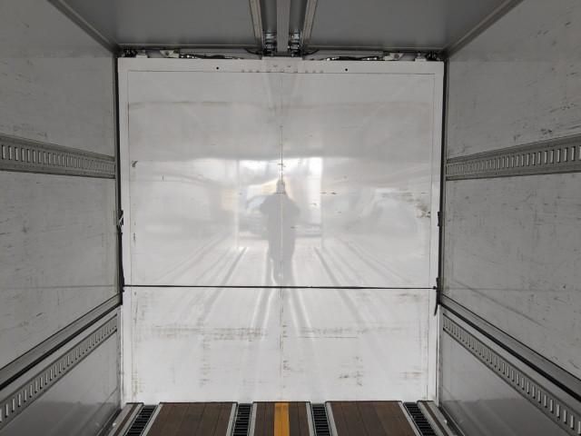 NISSAN DIESEL QUON 2017 Image 31