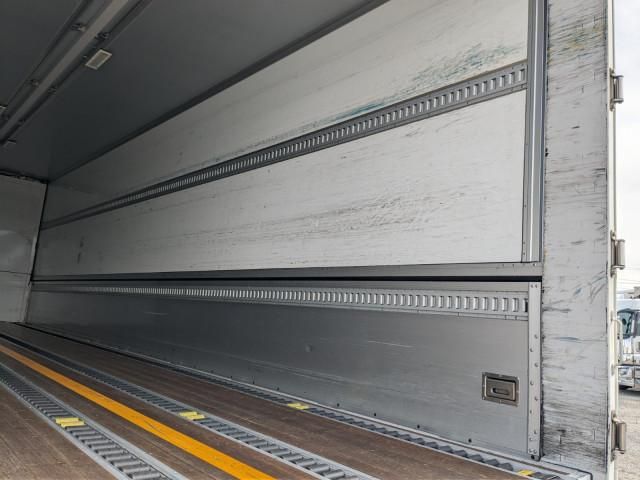 NISSAN DIESEL QUON 2017 Image 31