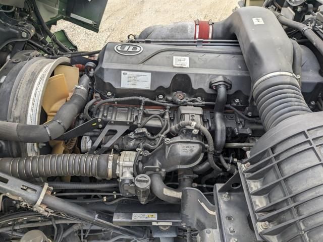 NISSAN DIESEL QUON 2017 Image 31