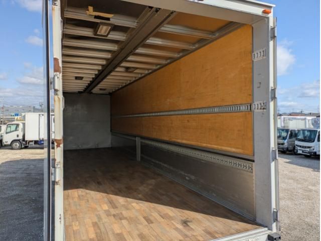 ISUZU GIGA 2017 Image 31