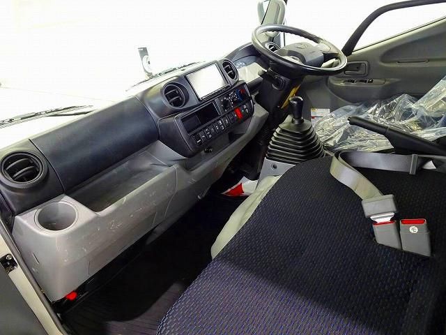 HINO DUTRO 2021 Image 31