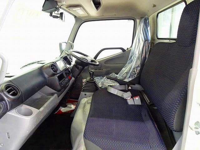 HINO DUTRO 2021 Image 31