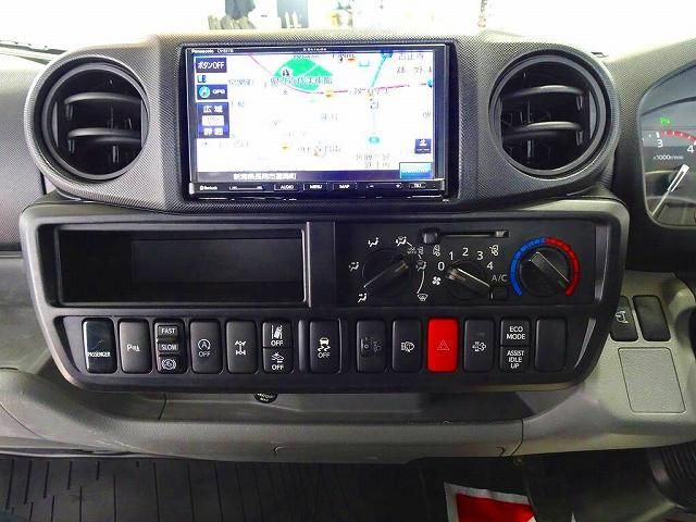 HINO DUTRO 2021 Image 31