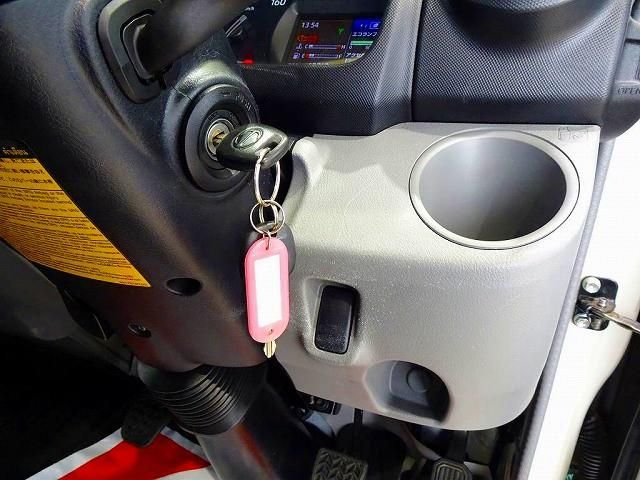 HINO DUTRO 2021 Image 31